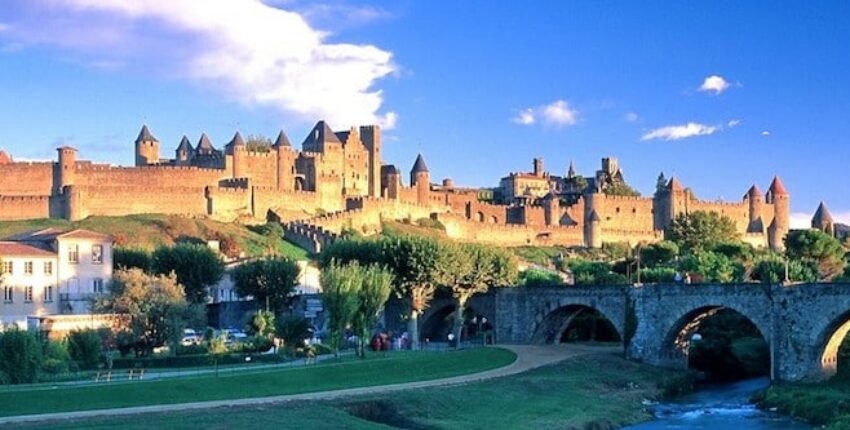 Carcassonne: ενοικίαση ιδιωτικού τζετ 