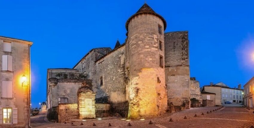 Cognac Châteaubernard : ενοικίαση ιδιωτικού τζετ 