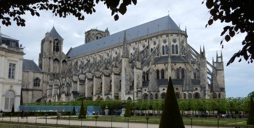 Bourges : ενοικίαση ιδιωτικού τζετ