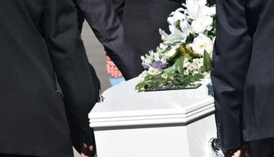 Πώς οργανώνετε τον επαναπατρισμό ενός φέρετρου με αεροπλάνο