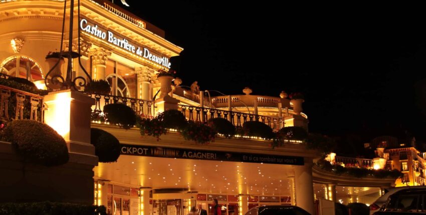 Deauville Saint Gatien Νορμανδία: ενοικίαση ιδιωτικού τζετ 