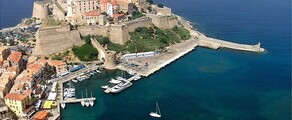 Παρίσι - Calvi : ενοικίαση ιδιωτικού τζετ 