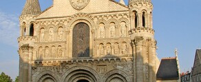 Poitiers: ενοικίαση ιδιωτικού τζετ 