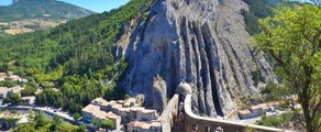 Sisteron Αυτά: ενοικίαση ιδιωτικού τζετ 
