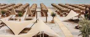 Ιδιωτικό τζετ και ελικόπτερο τσάρτερ στη Mamaia