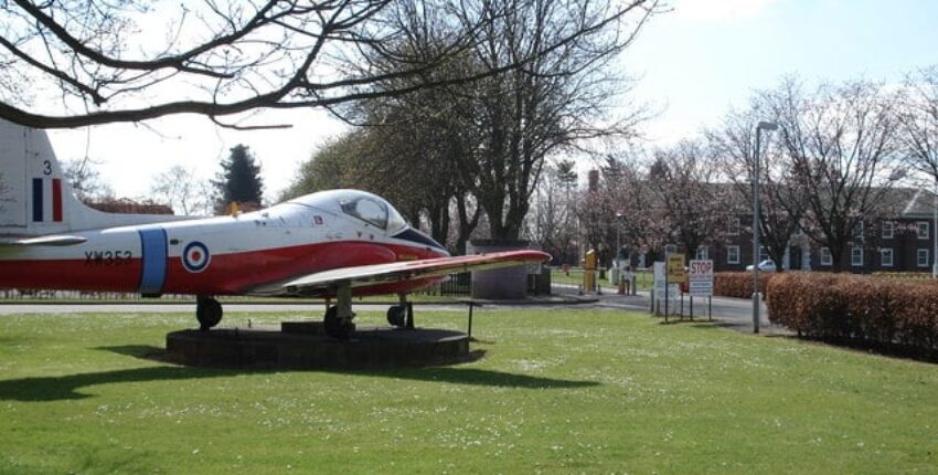 Ενοικιάστε ένα ιδιωτικό τζετ από Cranwell Air Base