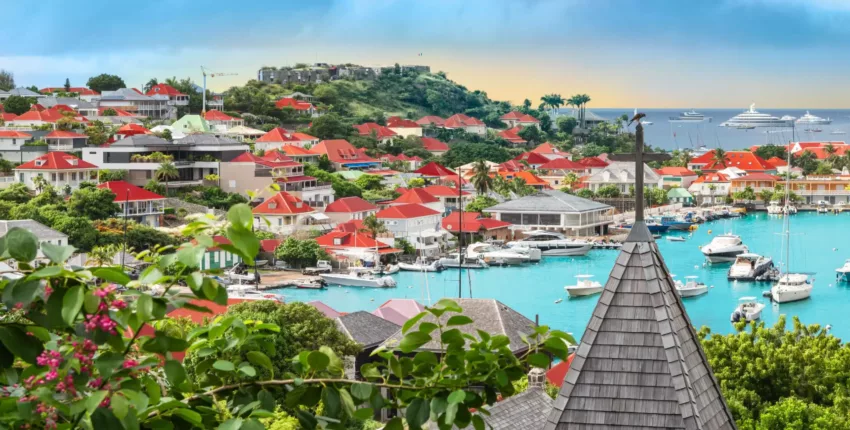 Saint-Martin - Saint-Barthélemy: μεταφορά με ελικόπτερο