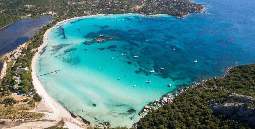 Κορσική: μεταφορά με ελικόπτερο