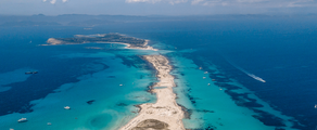 Ίμπιζα - Φορμεντέρα: μεταφορά με ελικόπτερο