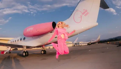 Sliv Air: Paris Hilton υπογράφει ένα Gulfstream με τη δική της εικόνα