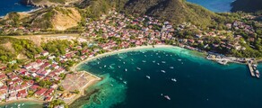 Fort-de-France - Les Saintes: μεταφορά με ελικόπτερο